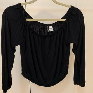 H&M black off the shoulder long sleeve crop top